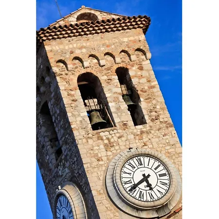 Carre Апартаменты